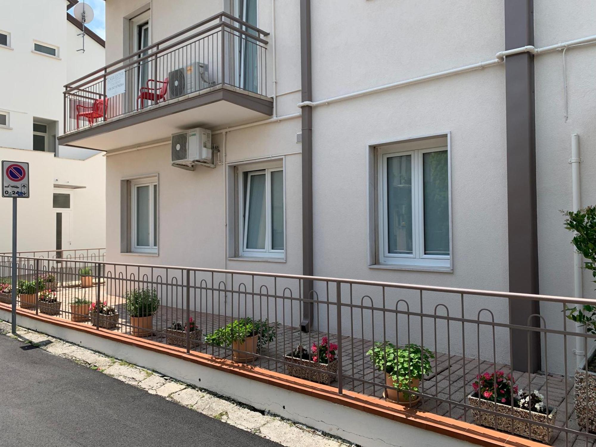 Dainese Apartments, Casa Ester Apartment *