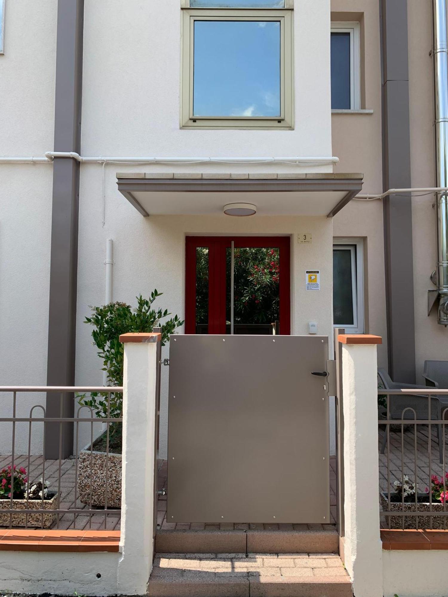 Dainese Apartments, Casa Ester *